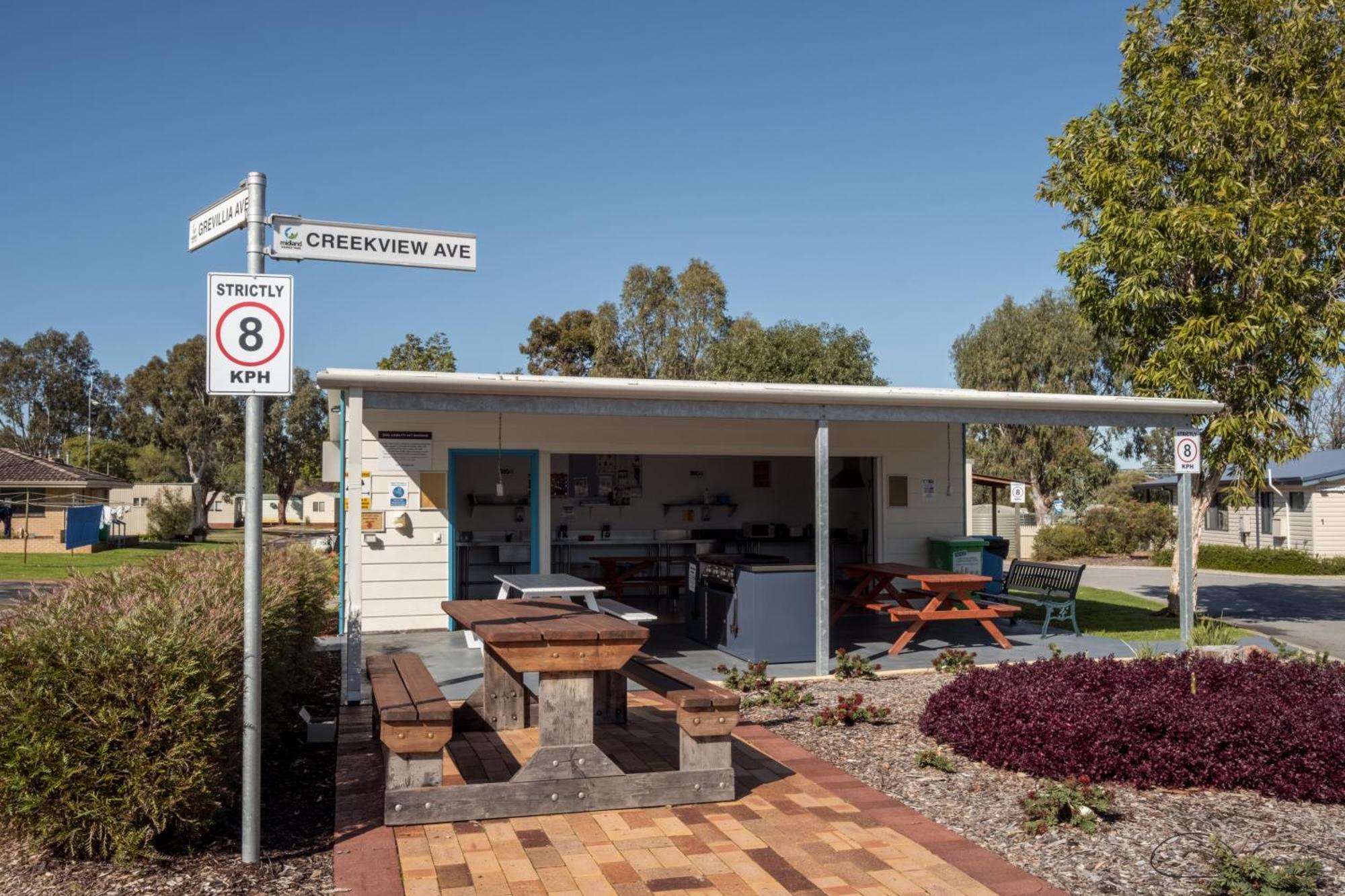 Hotel Big4 Perth Midland Tourist Park Middle Swan Exterior foto